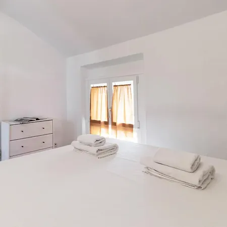 Italianway Easy - Cola Montano 8 Appartement
