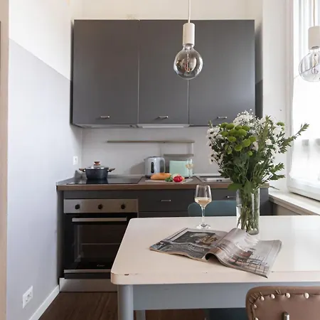 Italianway Easy - Cola Montano 8 Appartement